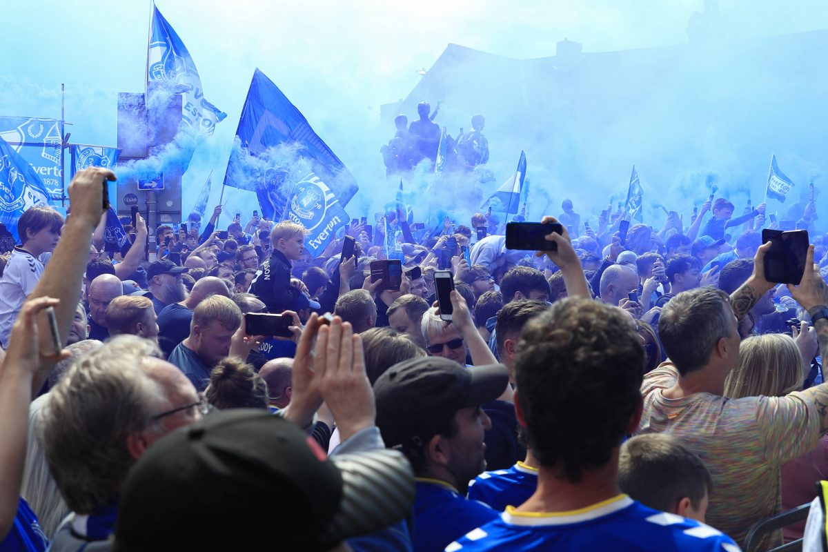 Navijači Evertona rasno vrijeđali, policija istražuje